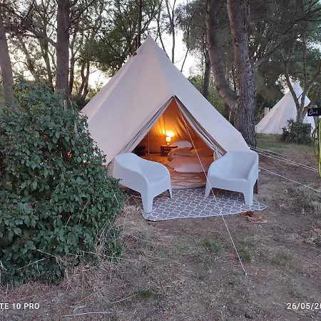 Analaya Campeggio Vias