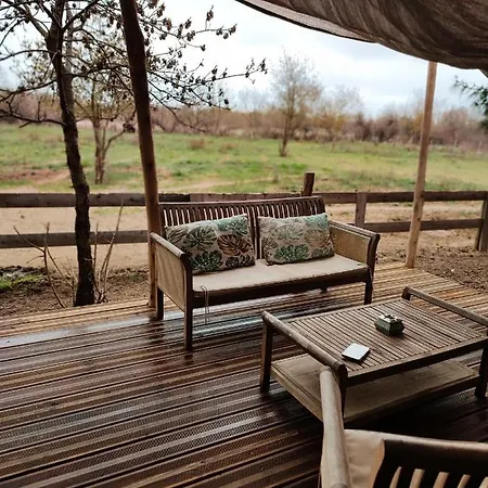 Analaya Campsite Vias